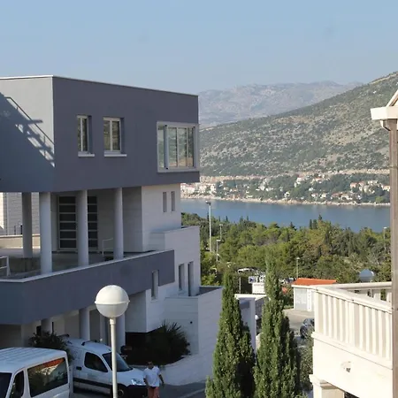 With Wifi - 8565 * דוברובניק